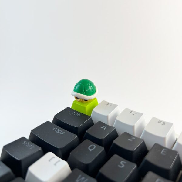Touche de clavier Super Mario carapace Koopa verte vue clavier côté custom keycaps